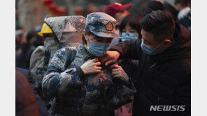 우한 폐렴 사망자 54명…베이징, 에이즈약 시험치료