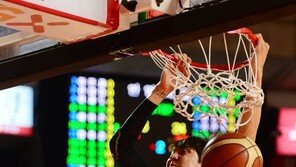 [포토] 최준용 ‘공격 전환점된 덩크’