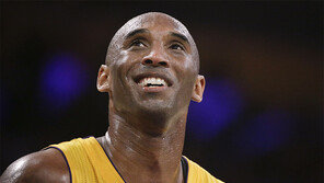KOBE BRYANT 1978~2020, 굿바이 ‘블랙 맘바’… 별이 되어 떠나다