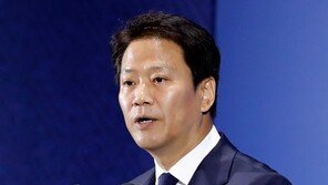 커지는 ‘임종석 출마론’에… 임종석 측 “아직 뭐라 말할수 없어” 여운