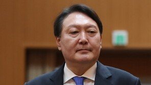 윤석열, ‘2차 인사’로 전출가는 검사들에…“본분 잃지 않도록”