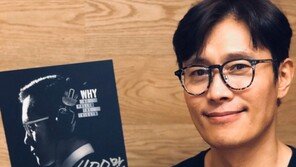 ‘남산의 부장들’, 11일째 400만 돌파…이병헌 →이성민 감사 인증