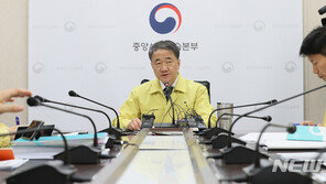 정부 “앞으로 7∼10일이 국내 신종 코로나 확산 최대 고비 될 것”