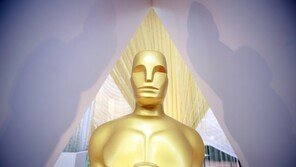 드디어 ‘오스카’의 날…봉준호 ‘기생충’, 韓영화 새 역사 쓸까