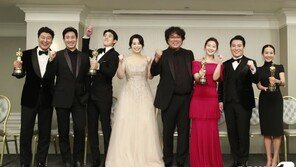 ‘기생충’ 시상식서 이미경 CJ ENM부회장의 긴 수상 소감 이유 있었네