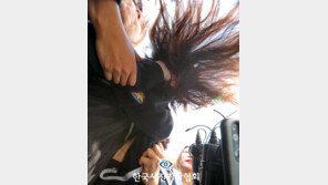 사진기자협회 선정 2019년 한국보도사진전 대상 수상작은?[청계천 옆 사진관]