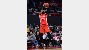 ‘방심은 없다’ SK, 오리온 제압하고 공동선두 도약