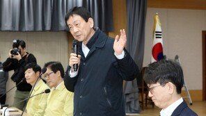 계란 맞았던 진영 장관, 15일 아산 찾아 우한교민 환송…TV 전달