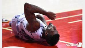 라건아, 무릎 인대 파열 ‘12주 진단’…장재석 대표팀 대체 발탁