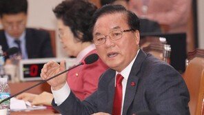 ‘친박 핵심’ 정갑윤 불출마 선언…“망해가는 나라 바로잡는 선거”