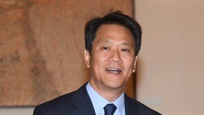 임종석, 대통령 특사단장으로 18~20일 UAE 방문하는 까닭은