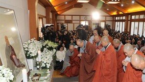 “법정스님 무소유의 삶 되새깁니다”… 길상사서 10주기 추모법회