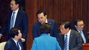 與내부 커지는 ‘조국 내전’ 파열음… “민심 차가워지는 것 실감”