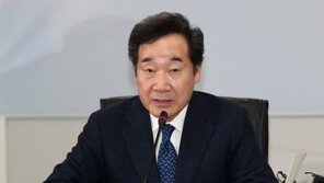 ‘선대위원장’ 이낙연 첫 발걸음은 중소기업…“간이과세 기준 상향”