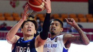 [포토] 두경민, 침착하게 쏜다~