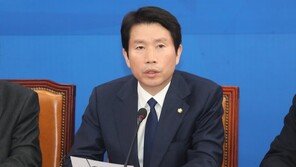 이인영 “의병들 나오는데 어쩌겠나”…민주당 비례정당 창당 고심하나