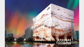 ‘차세대 명품관’ 갤러리아 광교 오픈… “빛 관통하는 첫 고품격 백화점”