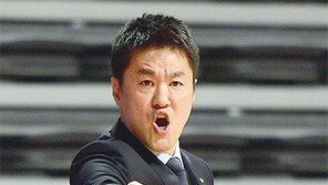 관중석 비었지만… ‘초짜’ 김병철, 데뷔전은 쩌렁쩌렁