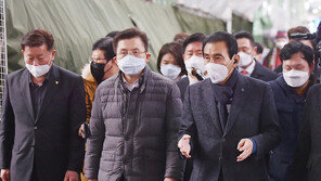 ‘취임 1년’ 황교안, 대구서 “文정권 심판”…공동선대위장에 김종인 영입 타진
