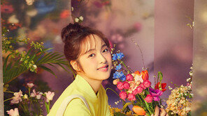 마르헨제이, 뮤즈 김보라와 함께한 매혹적인 봄 화보 공개