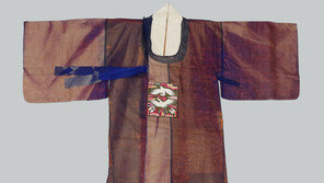 독일 수도사가 수집한 우리 ‘전통 혼례복’, 지난달 고국 품으로