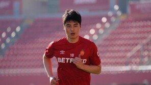 기성용 라리가 데뷔-쿠보 골…마요르카, 에이바르 원정서 2-1 승