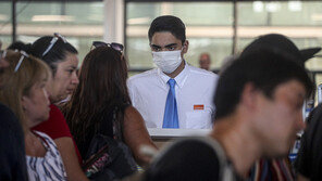 칠레 산티아고 공항서 ‘세기의 강도’ 사건 발생…현금 180여억 원 탈취