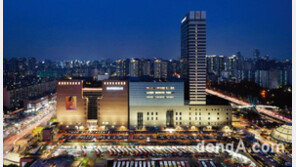 벌써 세 번째 휴점… 신세계百 강남점, 코로나19 확진자 방문 확인