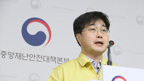 정부 “노래방·클럽·학원도 집단감염 고위험 시설…별도 관리키로”