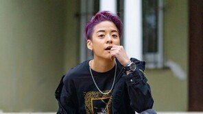 f(x) 엠버, 코로나19 美사재기 사태에 “서로를 밟지 말자”