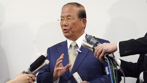 도쿄올림픽조직위 관계자 “7월 개막 어려워…1년 연기” 주장