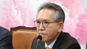 김형오 “탈당과 무소속은 여당에 승리 바칠 뿐”…단합 호소