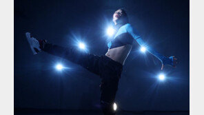 [청계천 옆 사진관]‘춤꾼’ 리아킴…그녀의 매력은?