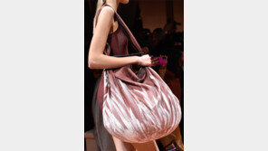 레트로 타고… ‘빅백’이 돌아왔다