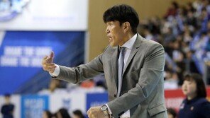 ‘허탈한 우승’ 위성우 우리은행 감독 “1등 마무리, 선수들 고맙다”