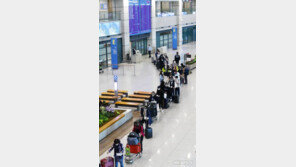 인천공항에 개방형 선별진료소 16개 설치…하루 최대 2000명 검사