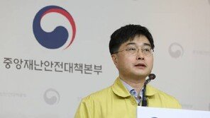 정부 “외국인 입국금지 아직 공식 논의 없다…검역강화가 우선“