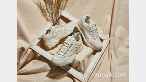 휠라코리아, 고급 소재 이색 한정판 ‘휠라 럭스팩’ 출시