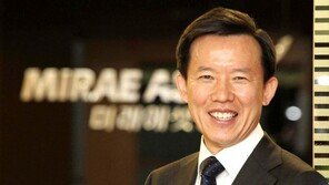 ‘스톡옵션 대박’ 정문국 사장 보수 210억…금융권 연봉킹