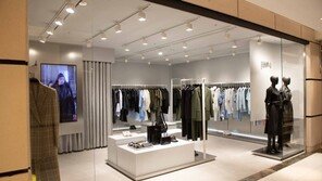 준지, ‘여성 라인’ 첫 단독 매장 마련