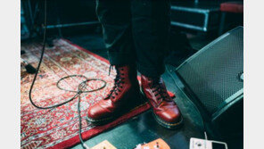 닥터마틴, 대표 부츠 론칭 60주년 맞아 1460 컬렉션 확대 전개