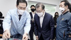 文대통령, TK 찾아 “위기는 기회…정부, 최선 다할 것”