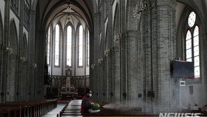 천주교 15개 교구, 미사 연기…부활절 미사 생중계