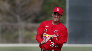 美매체 “MLB 많은 더블헤더, 김광현 선발 진입할 수도” 