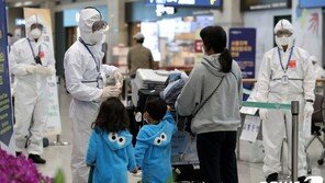 서울 확진자 11명 늘어 592명…신규 확진 73%가 ‘해외발’