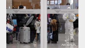 美입국자, 코로나19 전수조사 돌입…13일 700명 온다