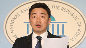 與 “재난지원금 100% 지급, 4월 국회서 처리…野 초당적 협력을”