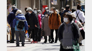日 정부 ‘천 마스크’ 감염자 많은 도쿄부터 배달 시작
