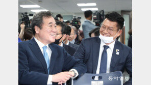 [청계천 옆 사진관]화기애애, 침묵, 다시시작!…3당 3색의 선거 해단식