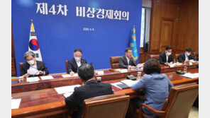 정부, 고용유지지원금 확대하고 방역 관련 공공일자리 늘릴 듯